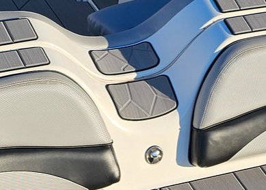 Marine Mat Engine Step Over Small (11/12) for Yamaha 21 Foot Sport