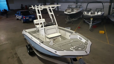 19ft FSH 2019-Current MY / Smoke Gray SeaDek (Marine Mat equivalent: Slate Gray) / 2 Inch Teak w/ Pinline Style