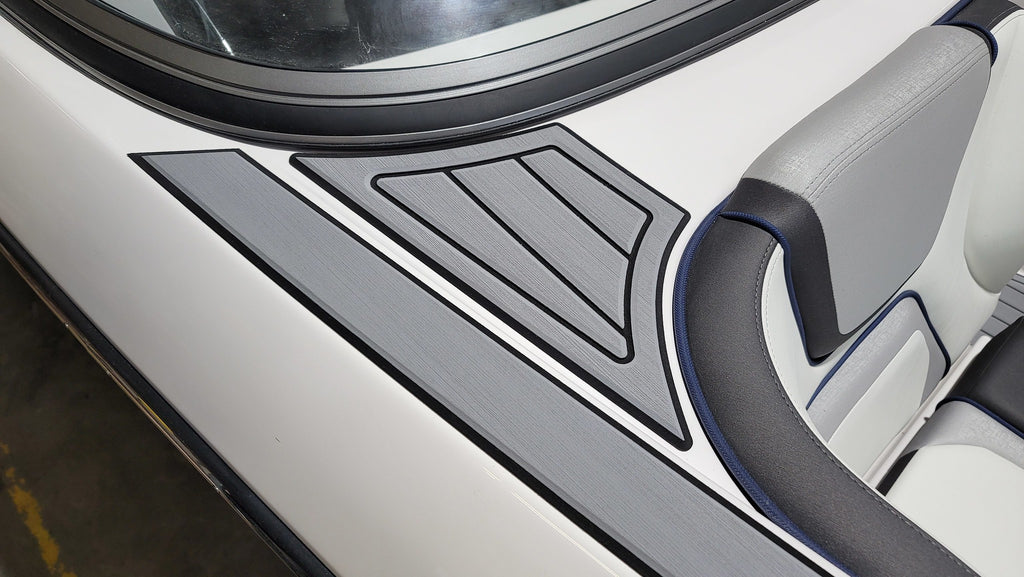 25ft Sport 21-Current MY / Storm Gray SeaDek / 2 Inch Teak (Closest Marine Mat color: Slate Gray which is a shade darker, Titanium Gray is a lighter alternative)