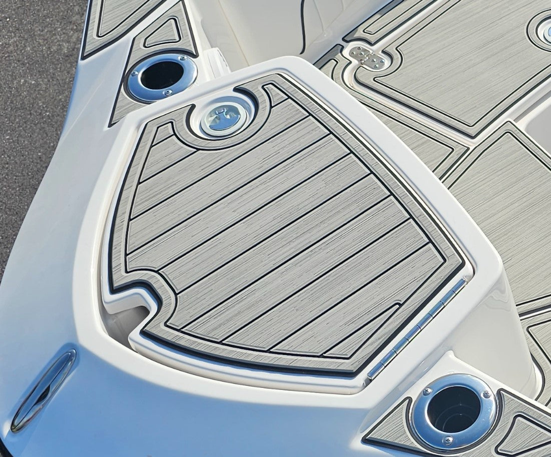 ボウモア ブレアキャッスル インターナショナル ホーストレイル 2000 Marine Mat Anchor Locker Mat (1X) for Yamaha 220/222 FSH (2023