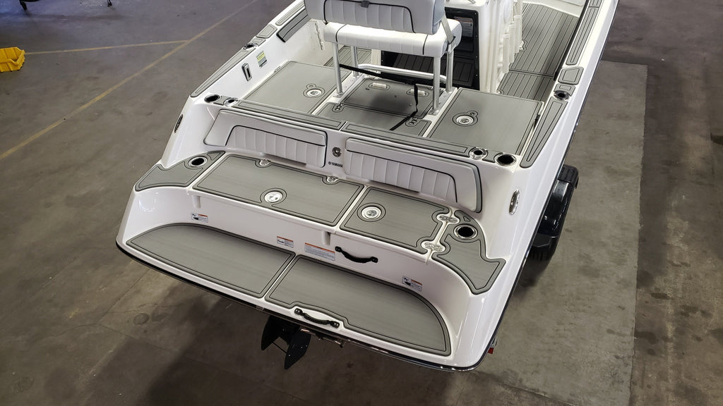 19ft FSH 2019-Current MY / Smoke Gray SeaDek (Marine Mat equivalent: Slate Gray) / 2 Inch Teak w/ Pinline Style