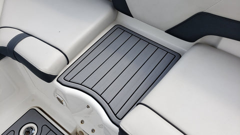 Marine Mat Engine Step Over Large for Yamaha 21 Foot Sport Boats (2012-2016)